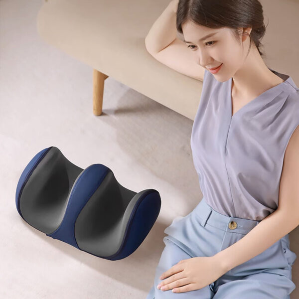 Foot massager kneading massage contact fatigue